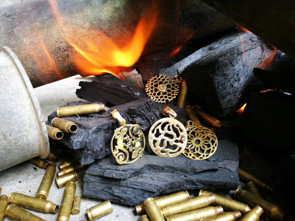 Carved Bombshell Bangle - Image 3